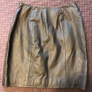 Amanda Smith Black leather skirt. Like new condition. Size 10.